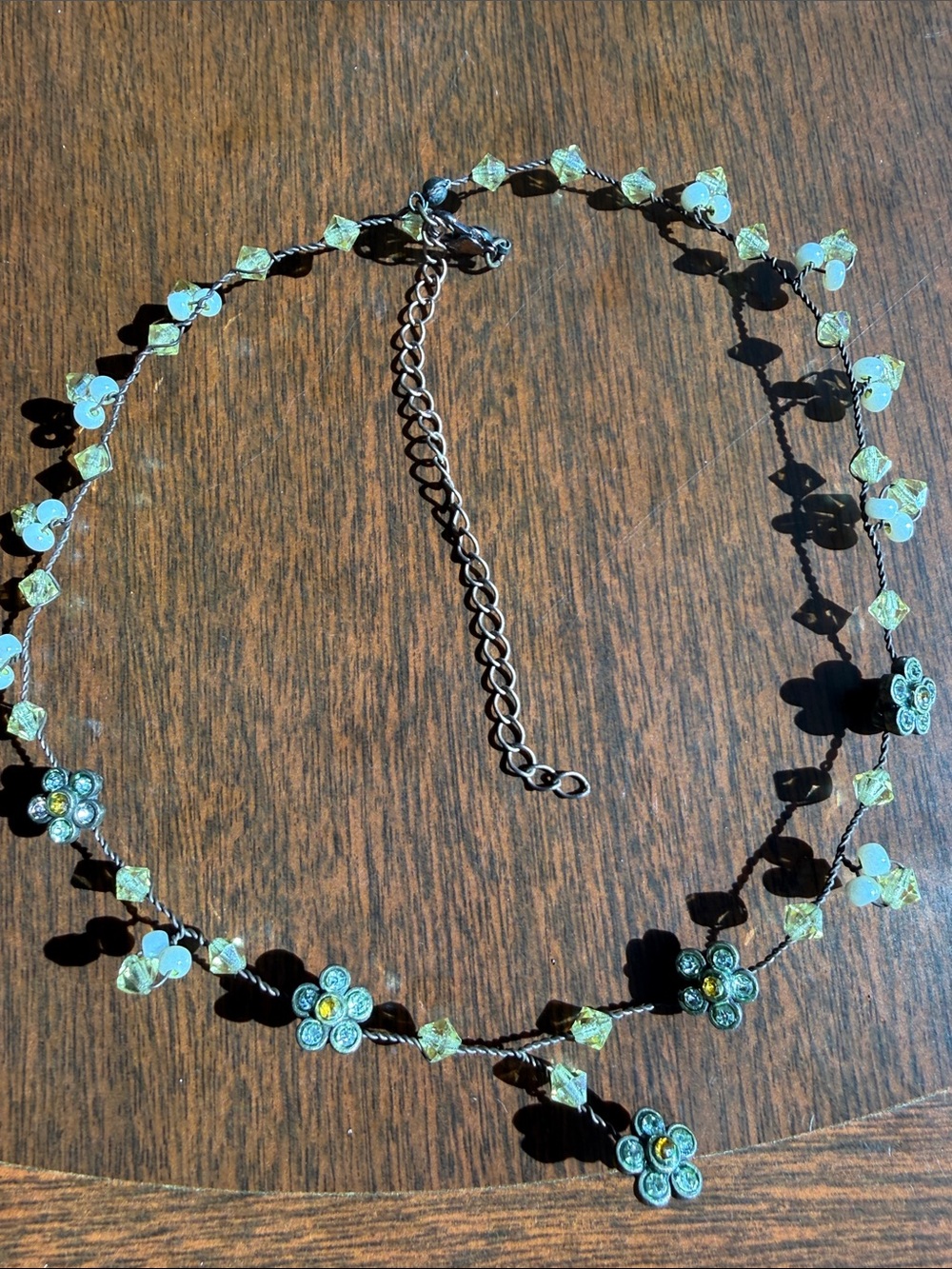 Vintage Floral Beaded Necklace / Choker